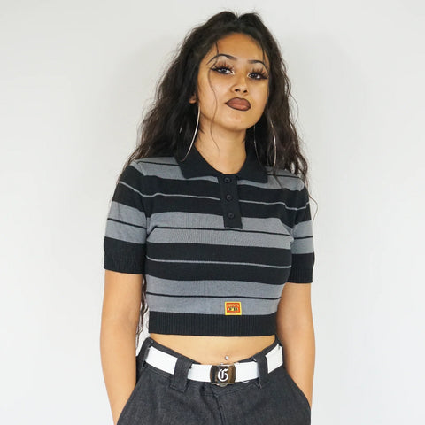 FB COUNTY CHARLIE BROWN CROP TOP BLACK/GREY